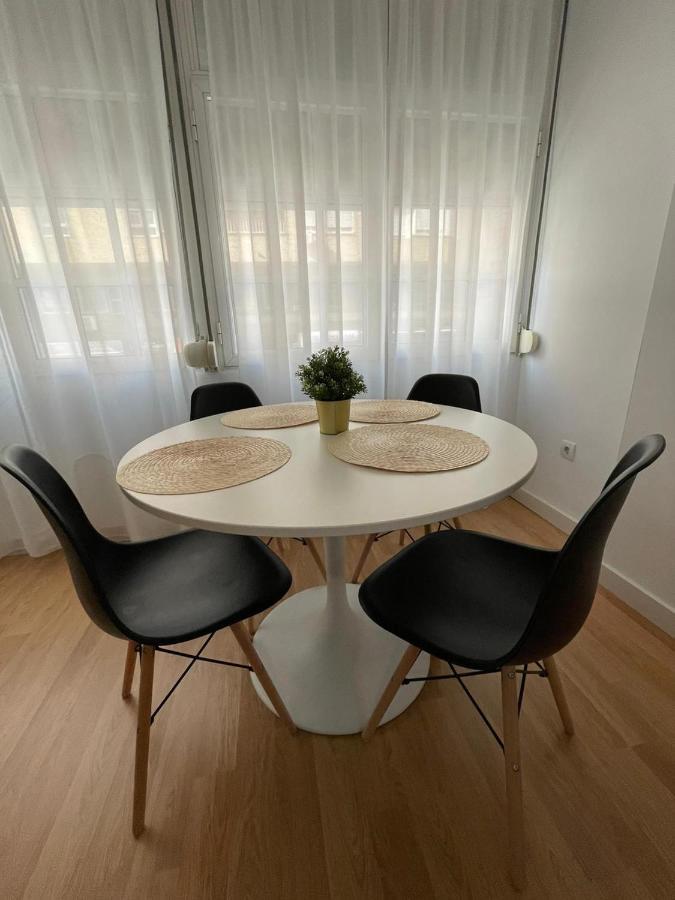 Holidays2Malaga 2 Bedroom Armengual De La Mota Close Shopping Center Εξωτερικό φωτογραφία