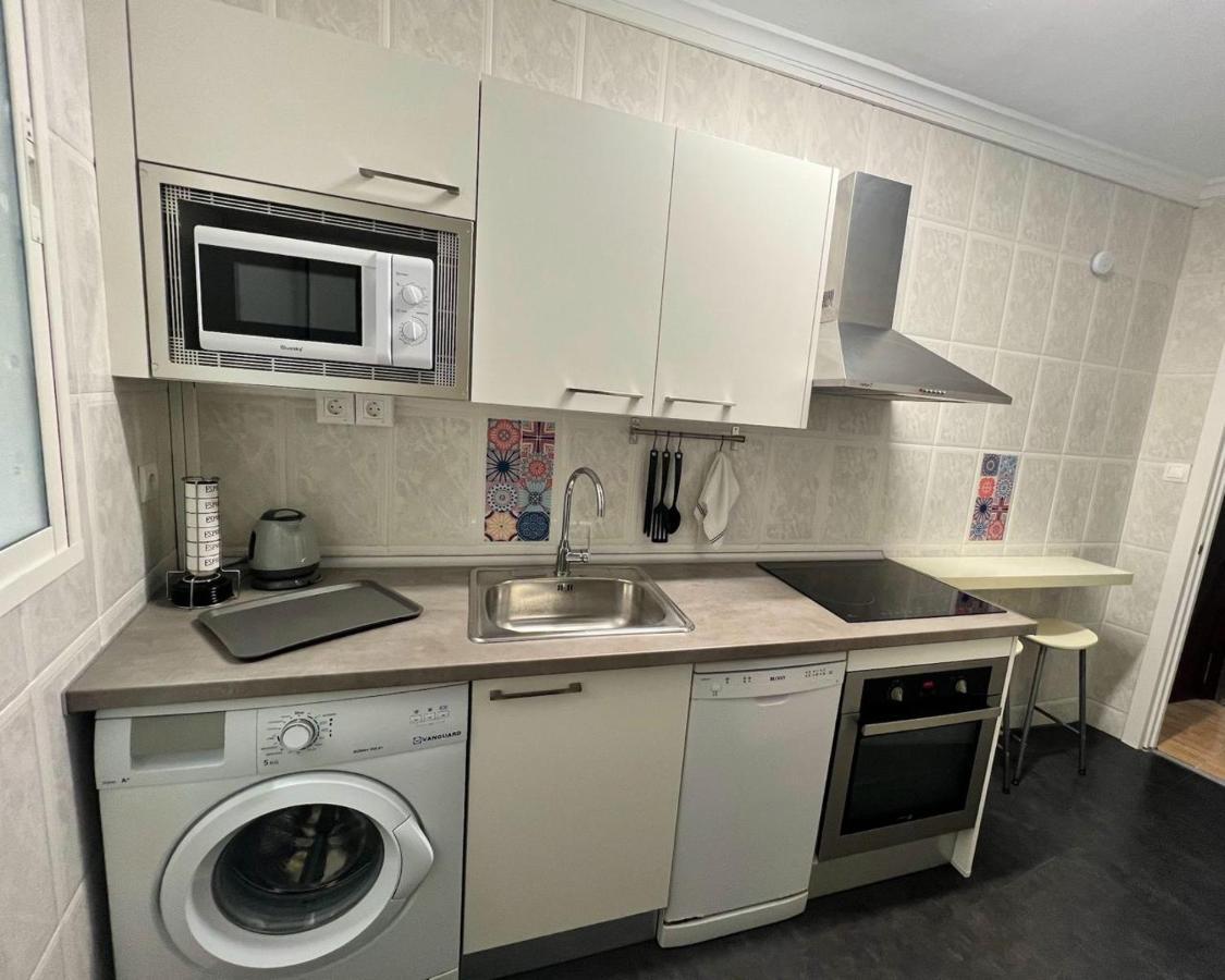 Holidays2Malaga 2 Bedroom Armengual De La Mota Close Shopping Center Εξωτερικό φωτογραφία